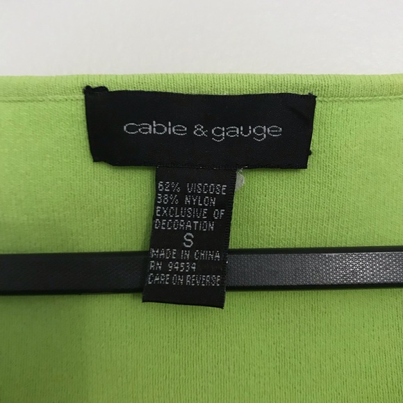 Cable & Gauge Bright Green Tie-Front Top - Picture 3 of 7
